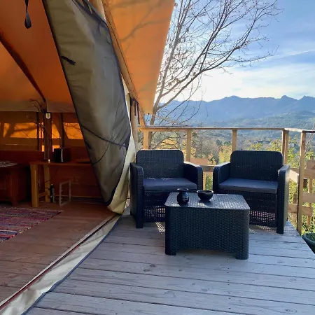 Le Papaillou Luxury tent Prades (Ardeche)